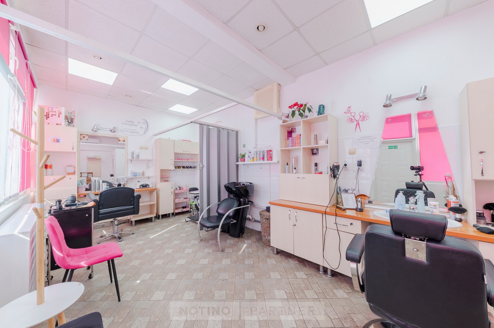 Interiorul real al Salonului Luceafărul